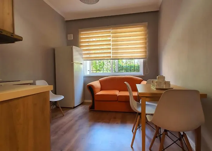 Center Of Enes's Apartamento Tirana